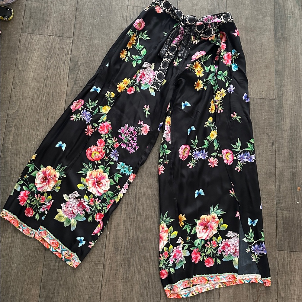 Johnny Was Silk Blend Butterfly Floral Wrap Fly Away Wide-Leg Pan sz XL NWT - Picture 7 of 8